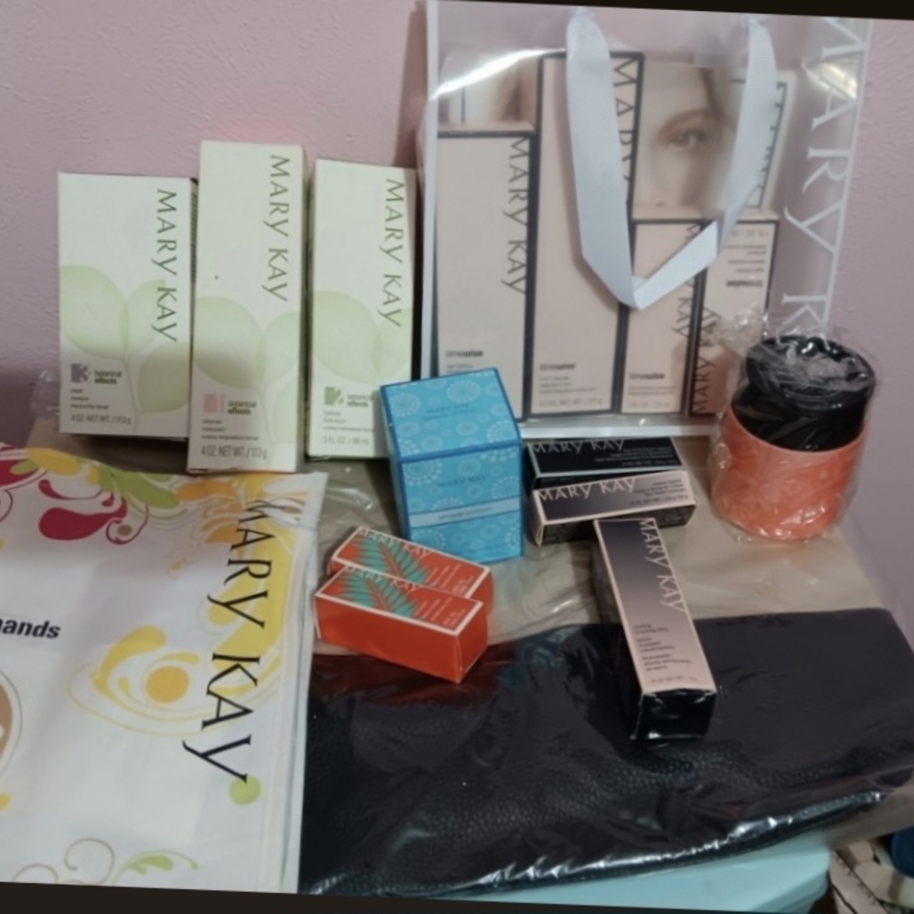 17 Piece ALL ITEMS ARE FULL SIZED,  Mary Kay Skincare Set -multuple available